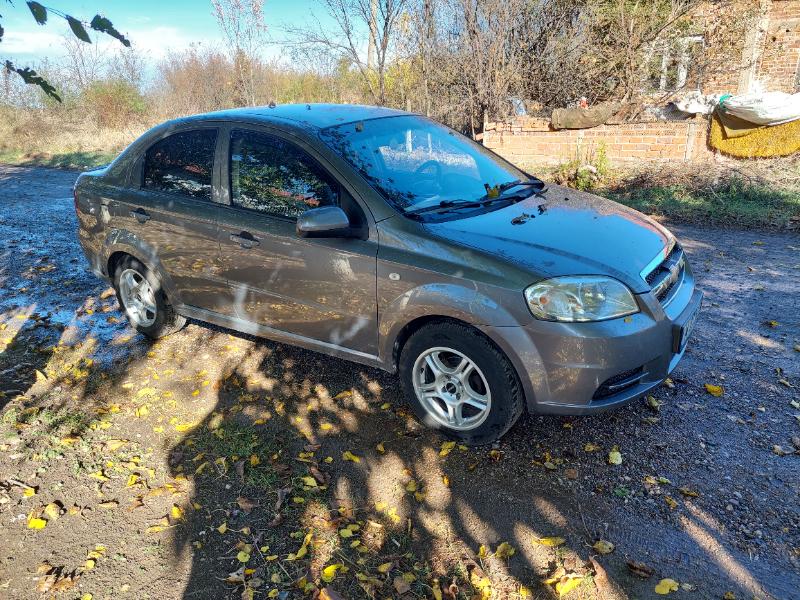 Chevrolet Aveo 1.4 - изображение 5