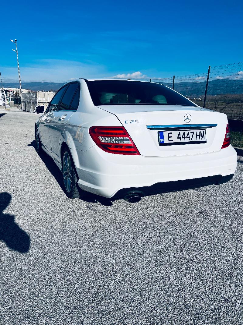 Mercedes-Benz C 250 1.8T - изображение 2