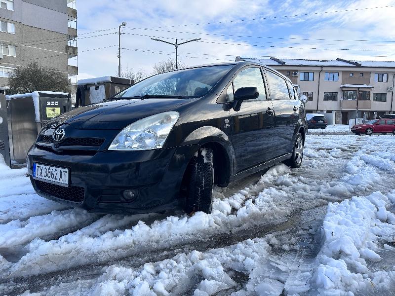 Toyota Corolla verso 2.2  - изображение 10