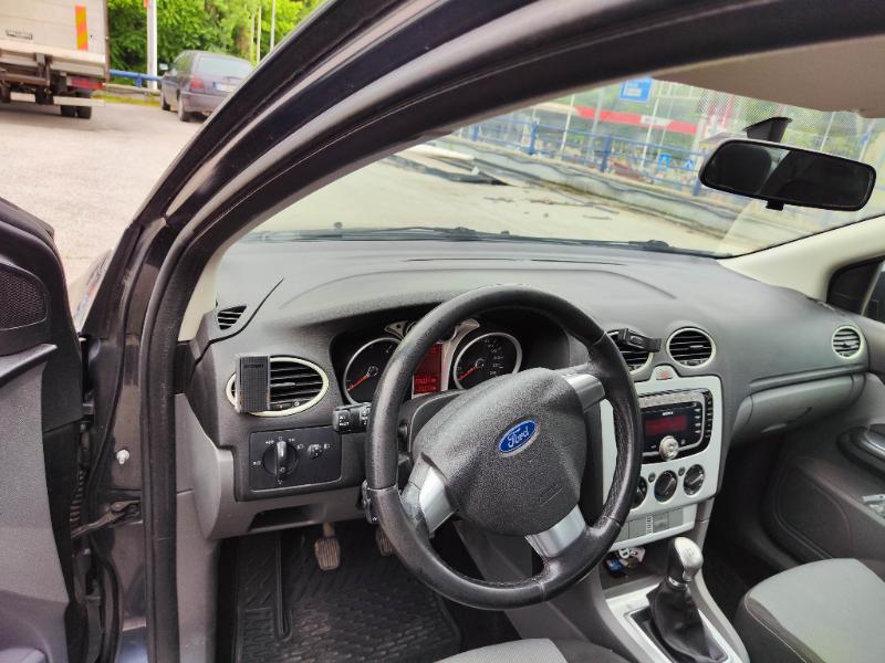 Ford Focus 1.6 TDCI - изображение 9