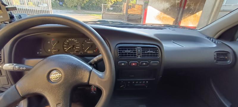 Nissan Primera 1.6 SLX - изображение 2