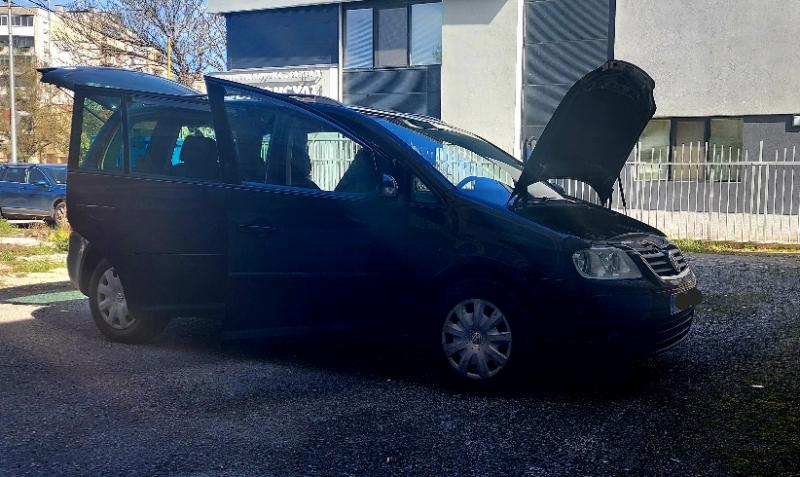 VW Touran 2.0 TDI - изображение 6