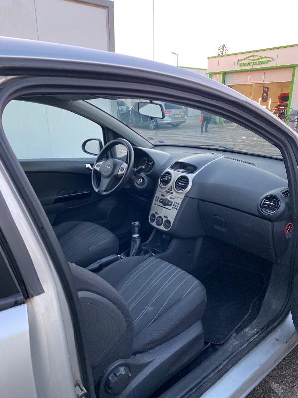 Opel Corsa 1,3 CDTI - изображение 3