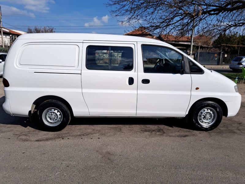 Hyundai H1 2.5 TDI - изображение 3