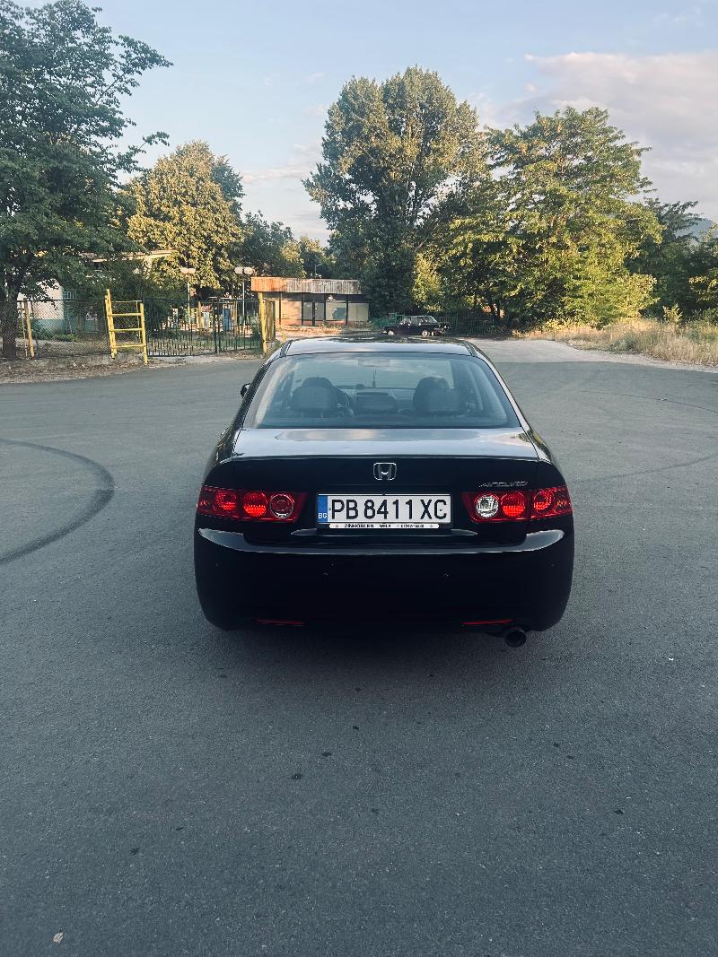 Honda Accord 2.0i - изображение 4