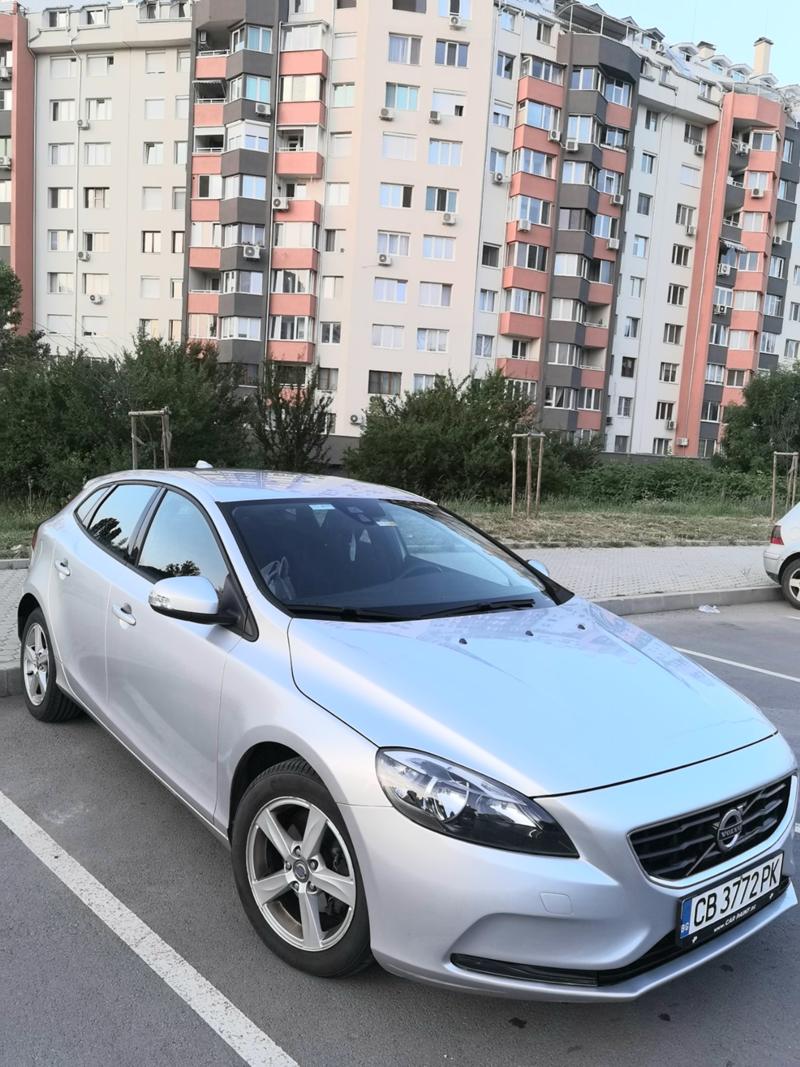 Volvo V40 D2 1,6 - изображение 8