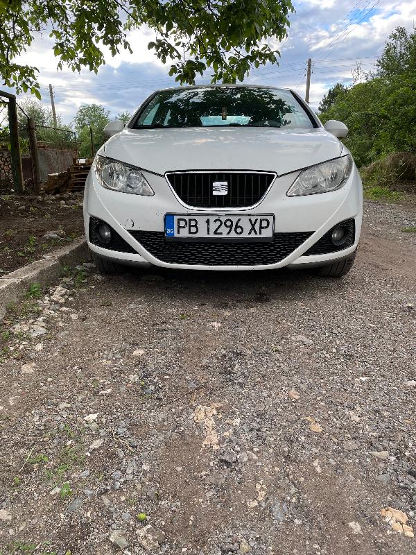 Seat Ibiza 1.6tdi 90ks - изображение 9