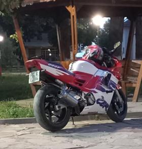 Обява за продажба на Honda Cbr ~3 500 лв. - изображение 2