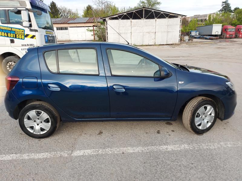 Dacia Sandero 1.0i,ЕВРО6,КЛИМА - изображение 4