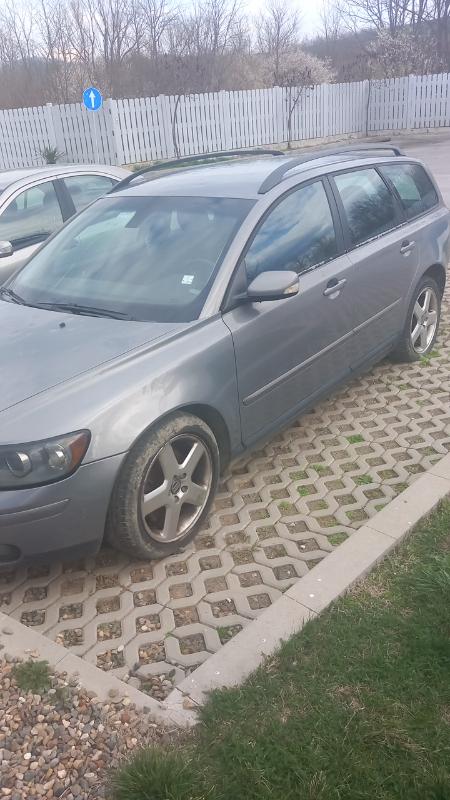 Volvo V50 2.0 D - изображение 3