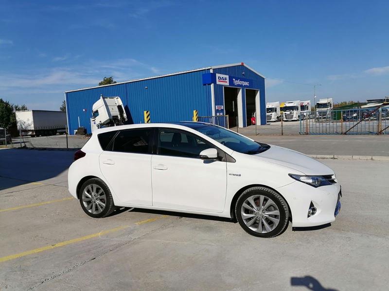 Toyota Auris  - изображение 6