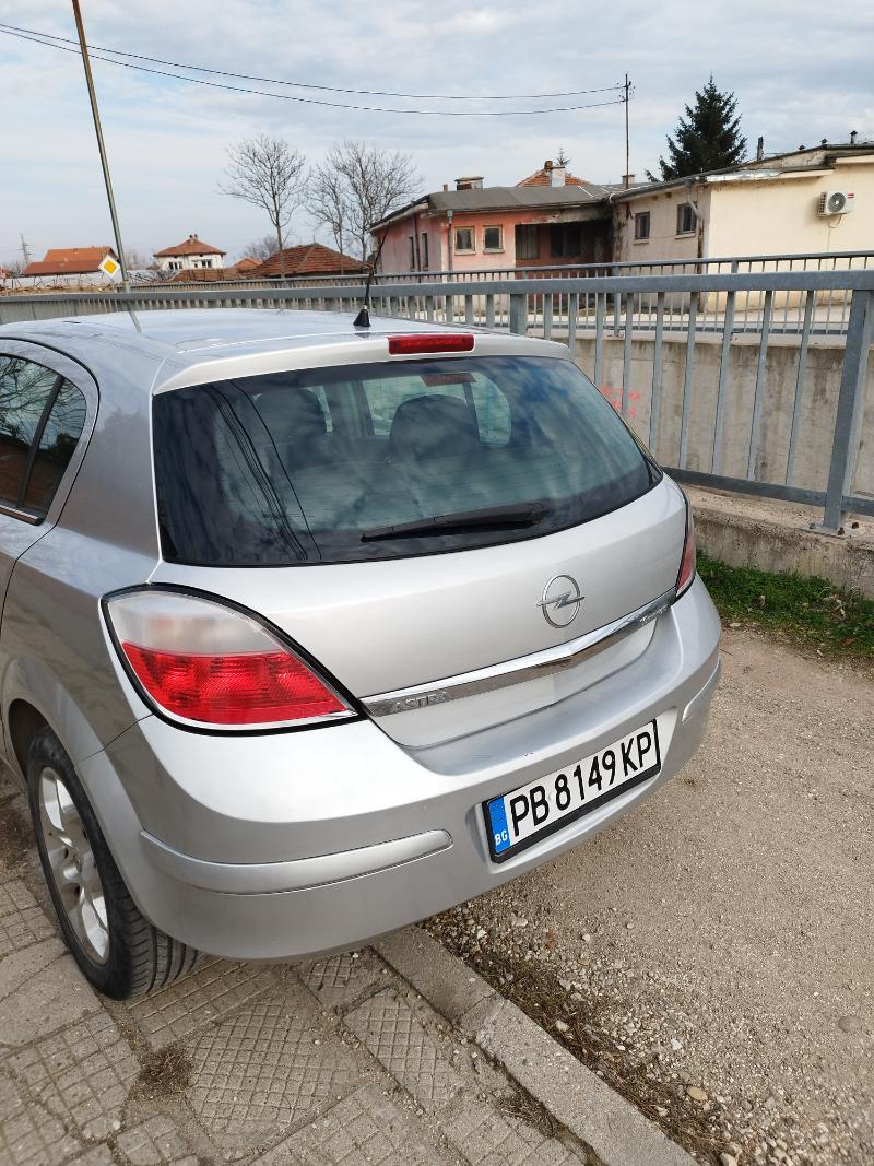 Opel Astra 1.6  - изображение 6