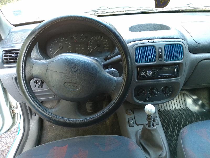 Renault Clio 1.4 i - изображение 6