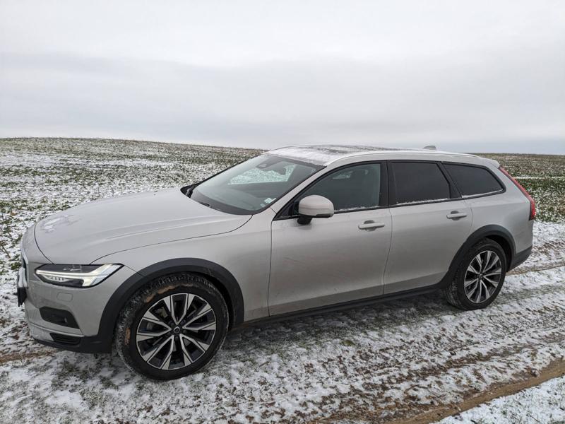 Volvo V90 Cross Country  - изображение 3