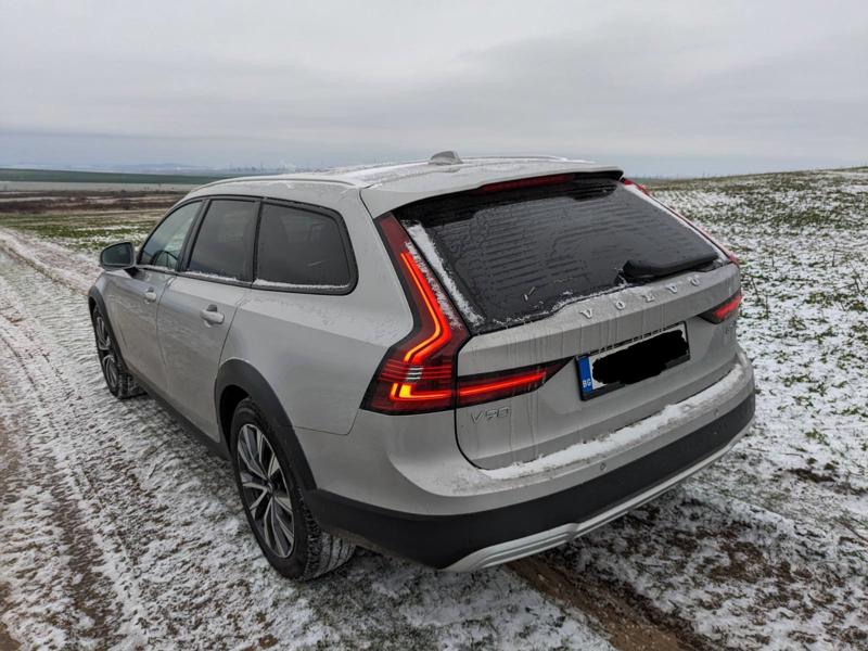 Volvo V90 Cross Country  - изображение 4