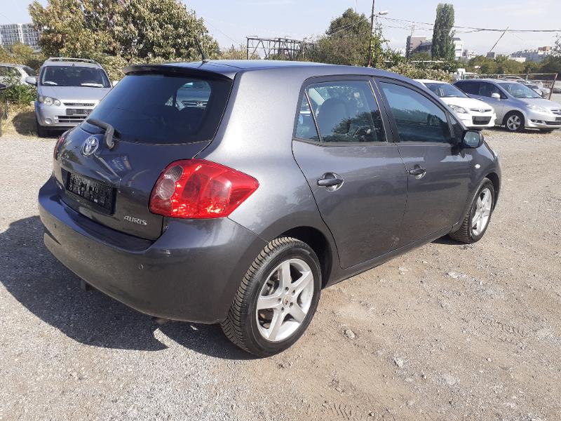 Toyota Auris 1.6 като нова  - изображение 5