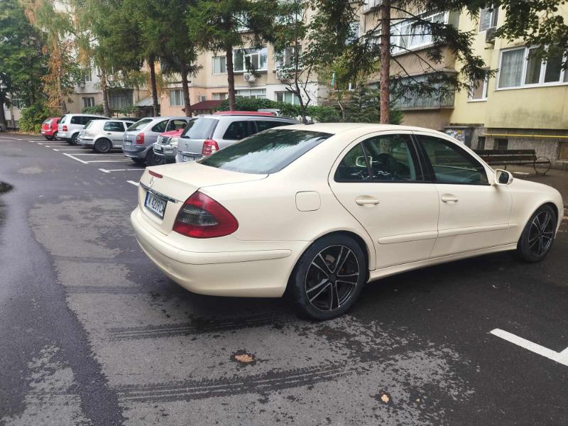 Mercedes-Benz E 200 2.2 CDI - изображение 2