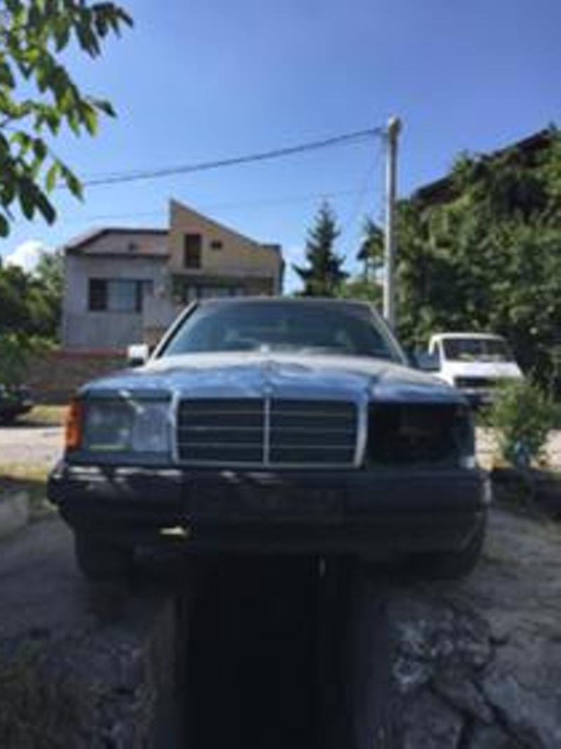 Mercedes-Benz 124 250д - изображение 2