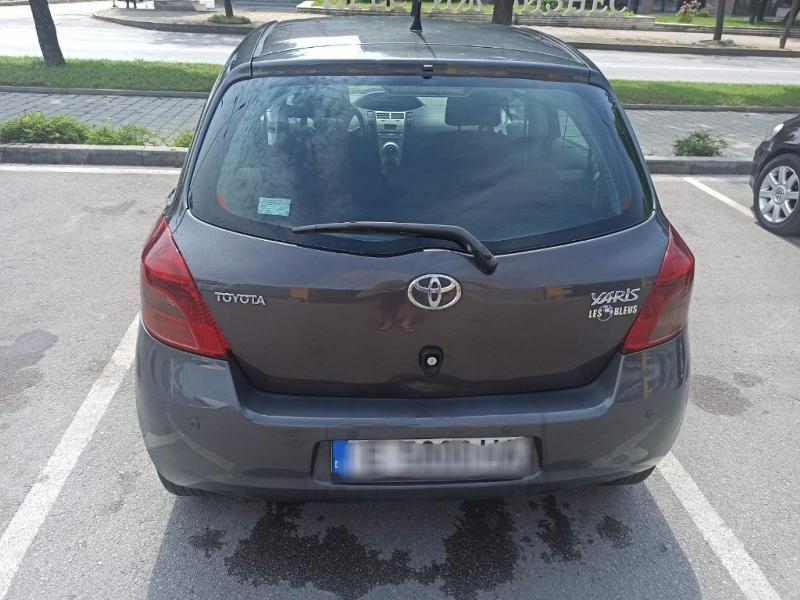 Toyota Yaris  - изображение 9