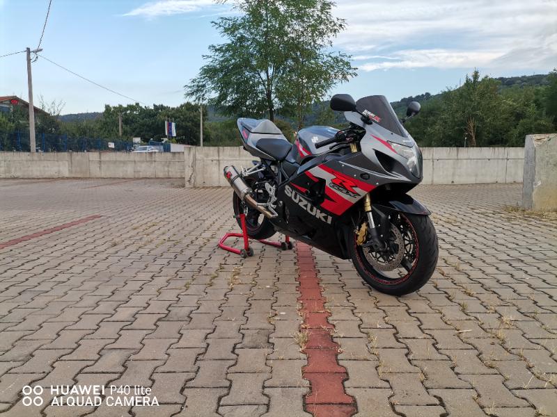 Suzuki Gsxr 750 - изображение 3