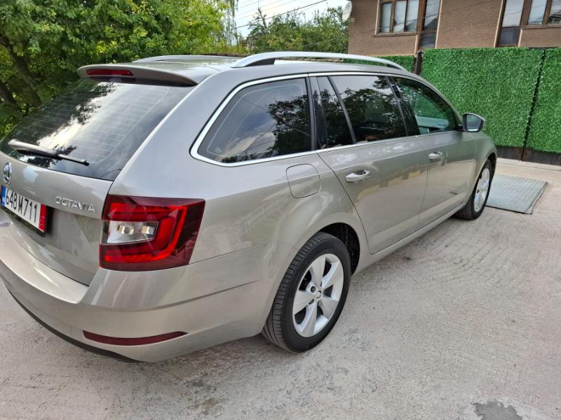 Skoda Octavia 1.6 - изображение 4