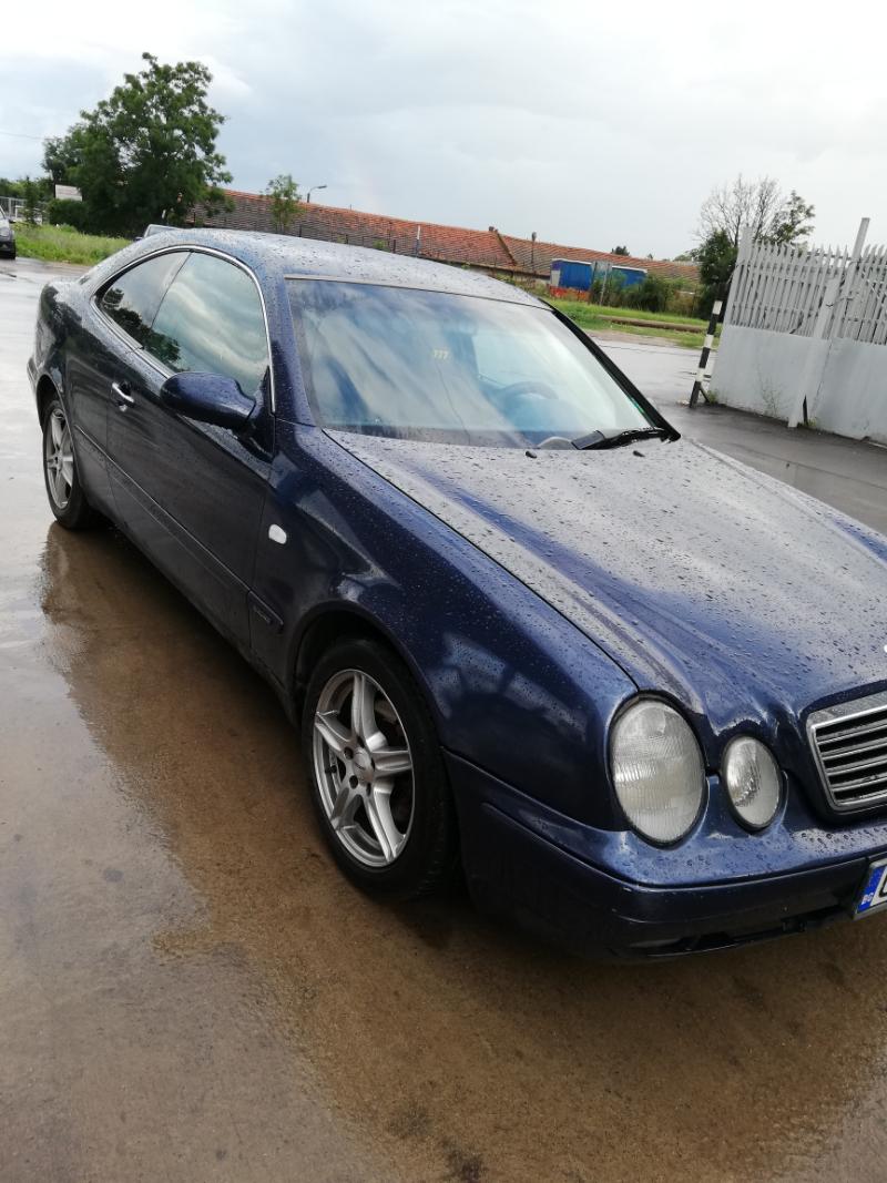 Mercedes-Benz CLK 2.0  - изображение 2