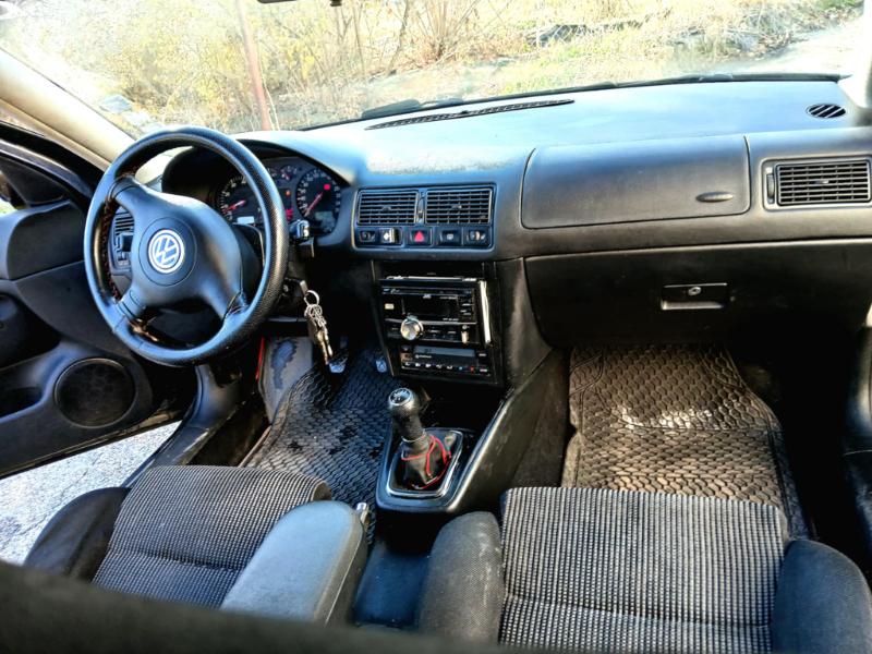 VW Golf 2.3 V5 - изображение 3