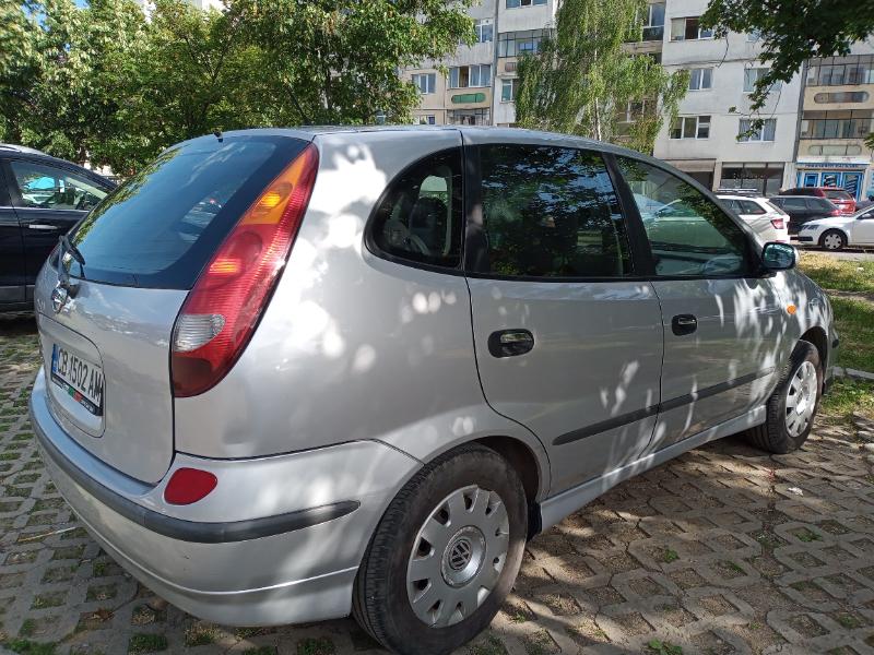 Nissan Almera tino 1.8 - изображение 3