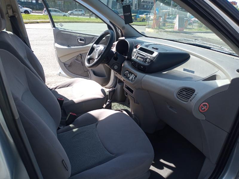 Nissan Almera tino 1.8 - изображение 9