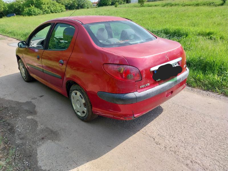 Peugeot 206 1.4 - изображение 2