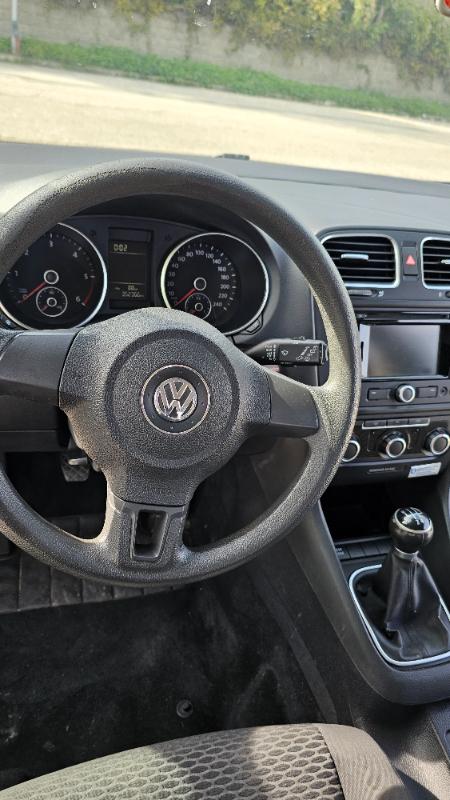 VW Golf 1.6 - изображение 7