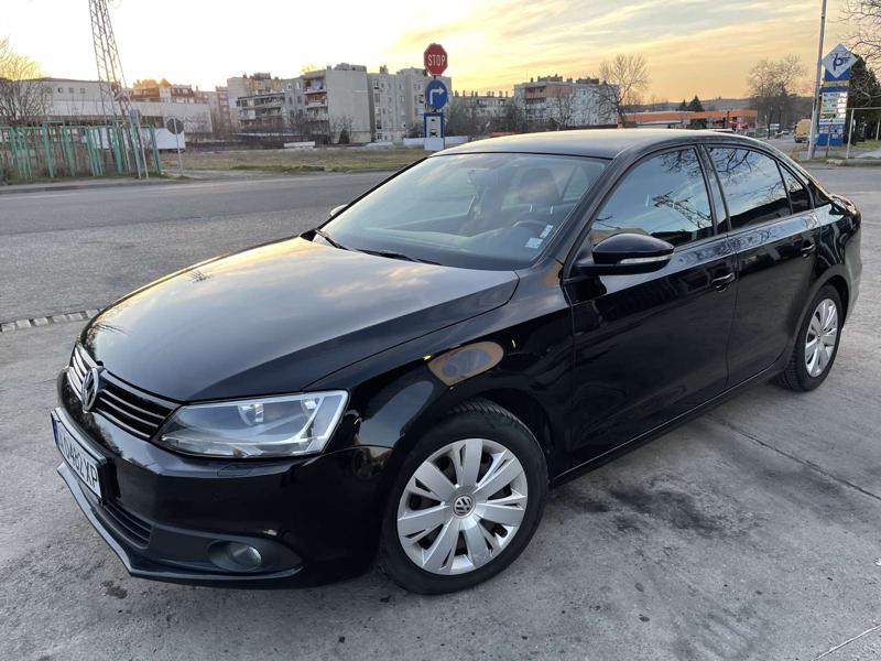 VW Jetta 1.6 - изображение 3