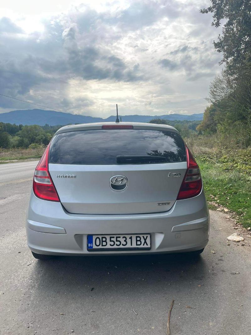 Hyundai I30 1.6 CRD - изображение 4