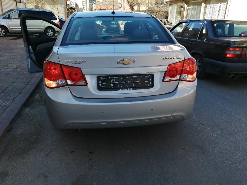 Chevrolet Cruze 1.6 - изображение 7