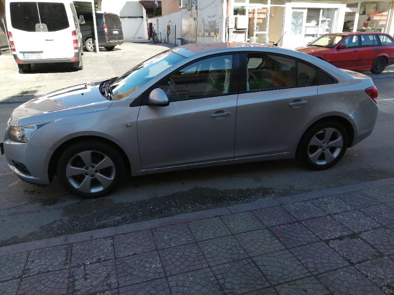 Chevrolet Cruze 1.6 - изображение 2