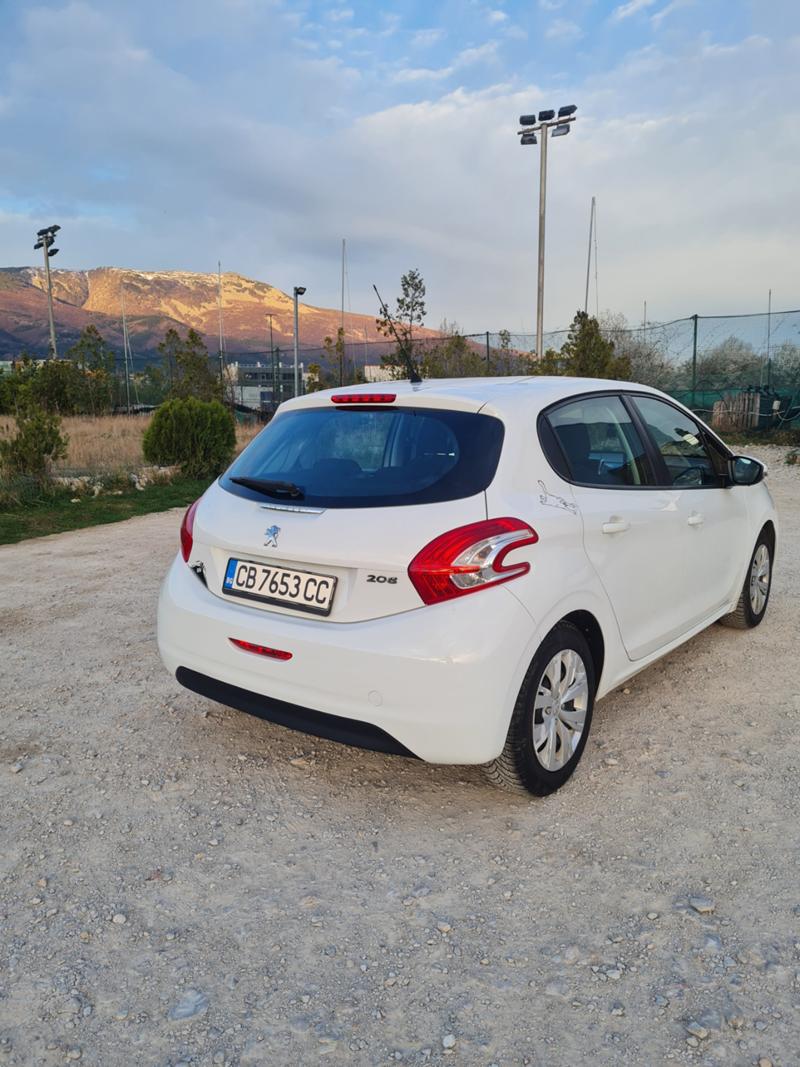 Peugeot 208  - изображение 3