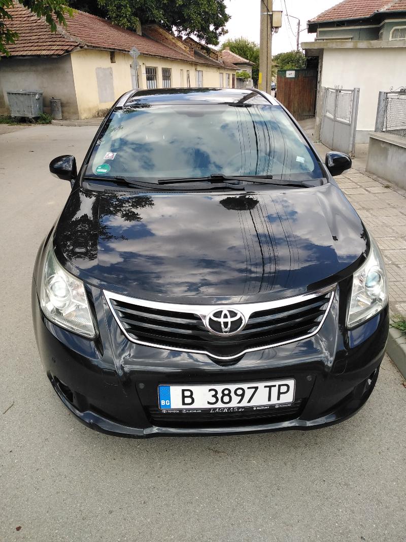 Toyota Avensis 2.2 - изображение 2