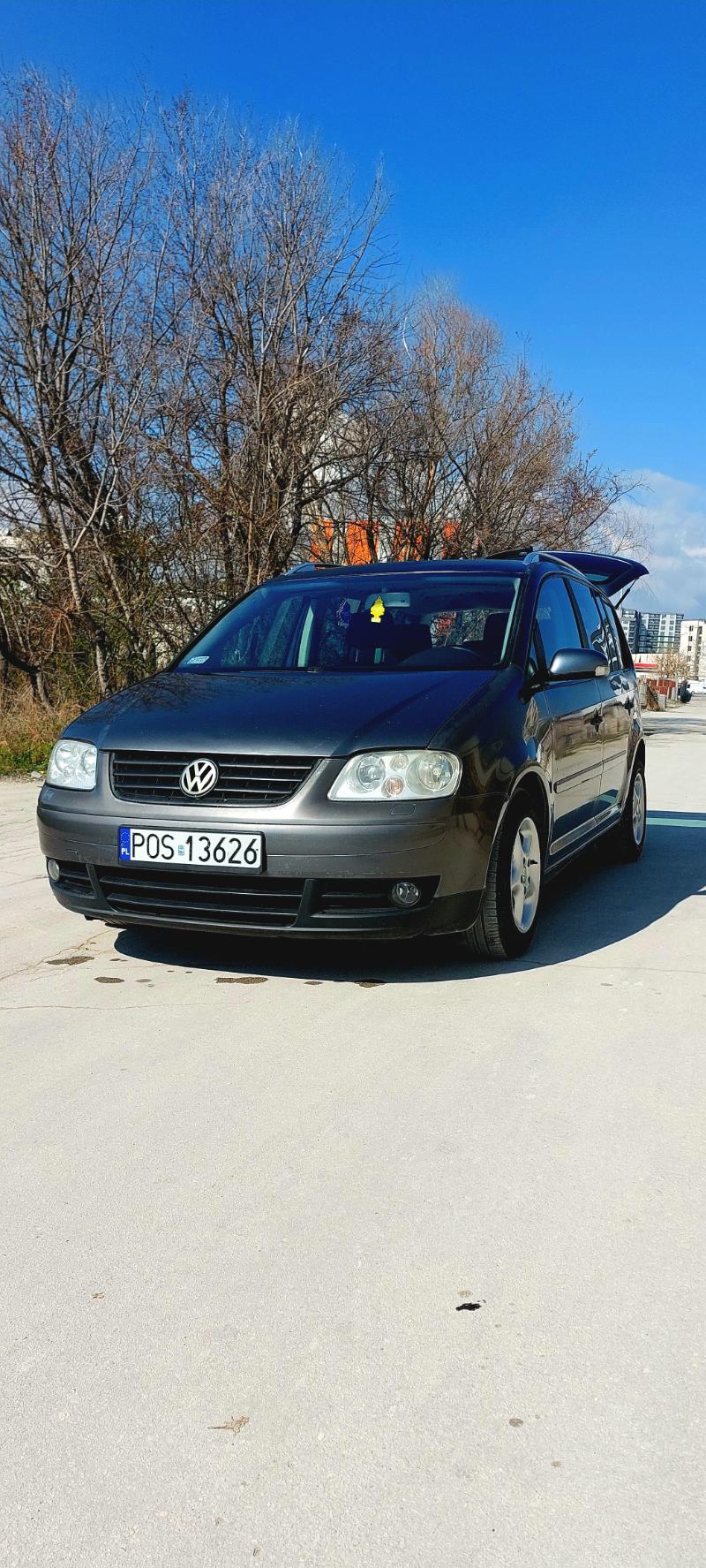 VW Touran 2.0TDI - изображение 2