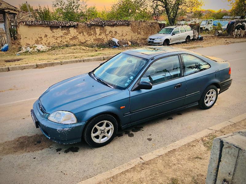 Honda Civic 1.6 - изображение 2