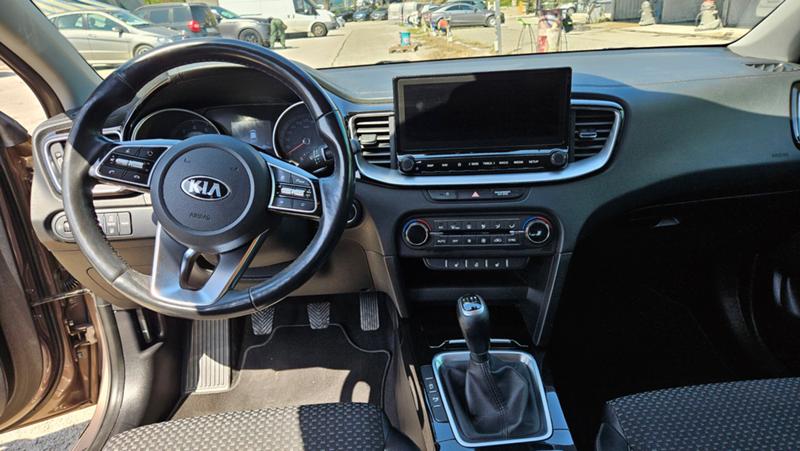 Kia Ceed SW 1.0 T-GDI - изображение 9