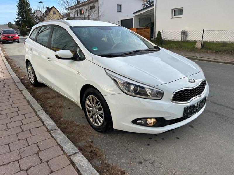 Kia Ceed 1.6 CRDI - изображение 3