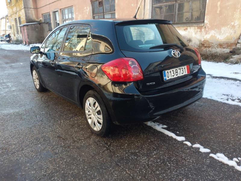 Toyota Auris 1.4 D4D - изображение 3