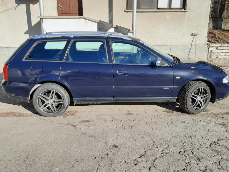 Audi A4 1.8 125к - изображение 2