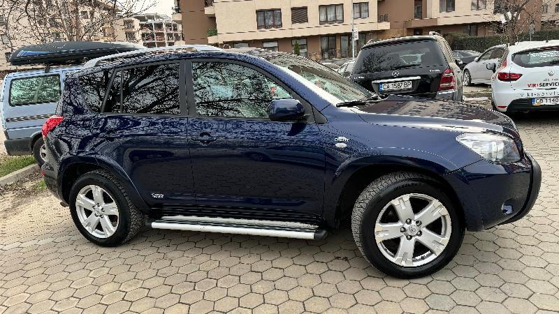 Toyota Rav4 2.2 d-cat - изображение 3