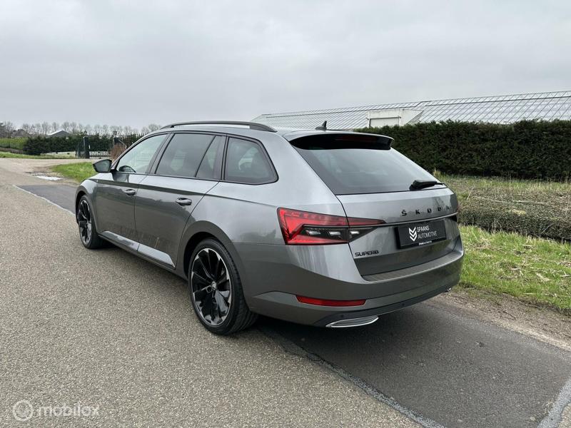 Skoda Superb Combi 2.0 TSI  - изображение 2