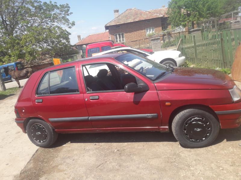 Renault Clio 1.4 - изображение 2