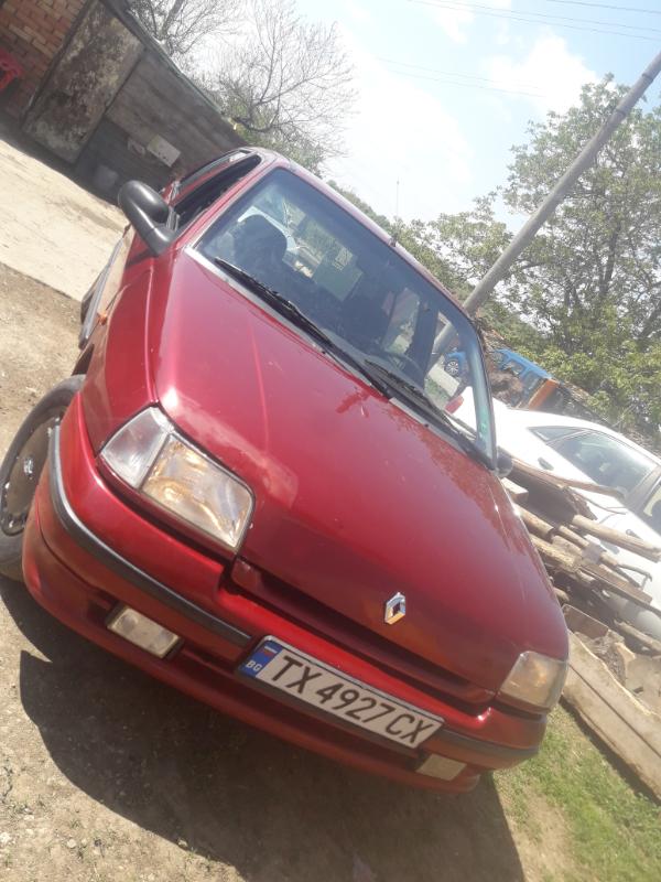 Renault Clio 1.4 - изображение 6