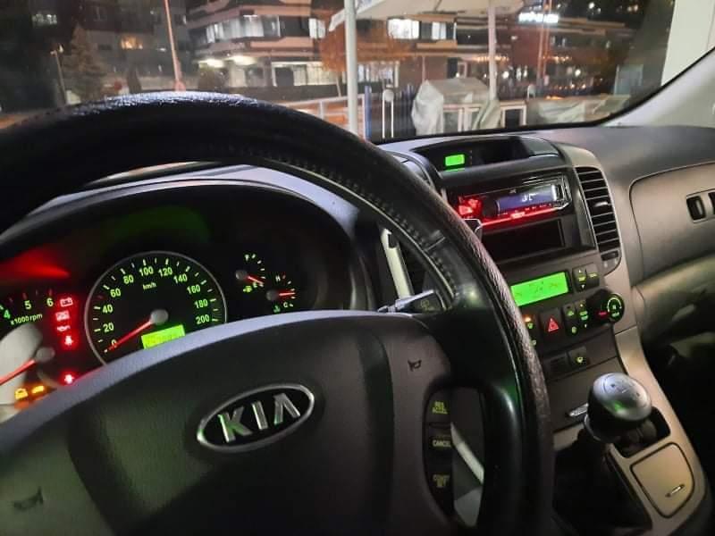 Kia Carnival 2.9CRDI - изображение 2