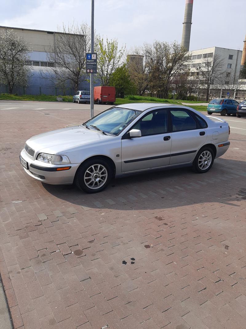 Volvo S40 1.9D - изображение 3