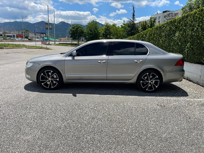 Skoda Superb 3.6 FSI - изображение 6